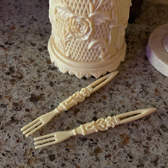 Vintage set of cocktail 🍸 forks - Picture 3 of 7